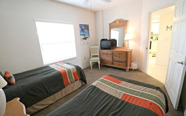 Ocean Village Club L33