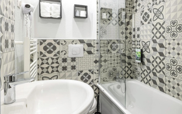 Sure Hotel by Best Western Calais Coquelles Tunnel s/ Manche