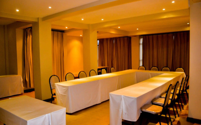 Emeli Hotel