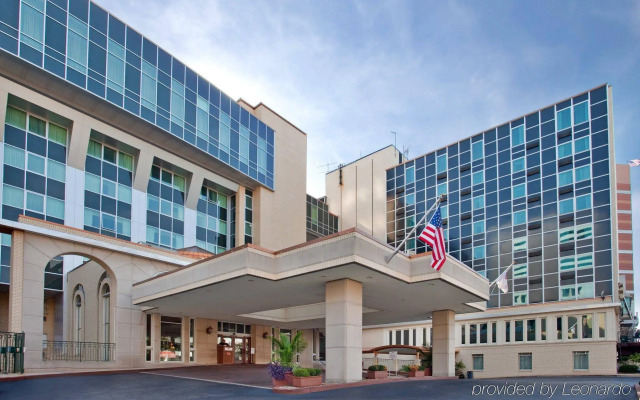 Clayton Plaza Hotel & Extended Stay