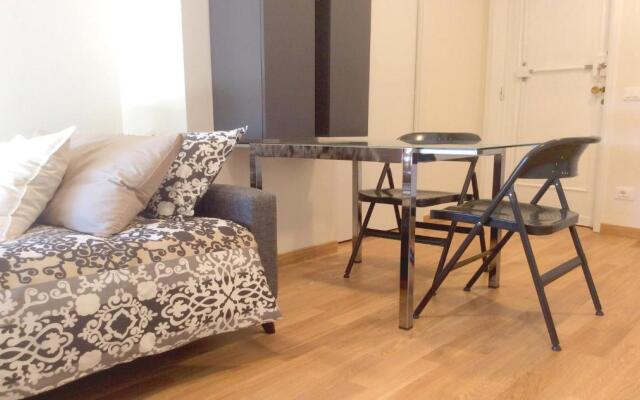 Lilly Rose Apartment