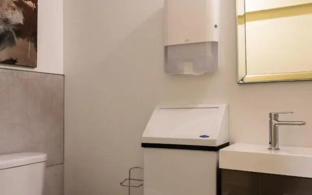 Qbeds Hostel