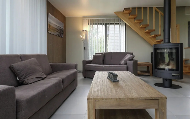 Nice Luxuriuos Villa With Sauna, Located in a Lake Area - фото 3