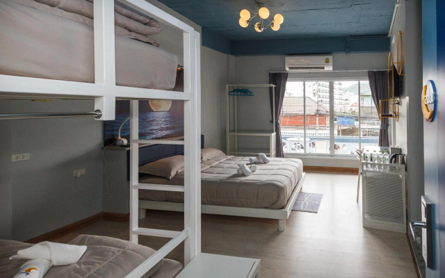 The Moon Hostel Hua Hin