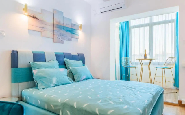 New Studio Carturesti - Magheru -City Center