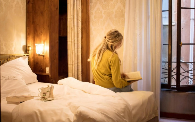 Hotel Flora