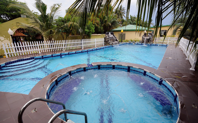 Honeyland Beach Resort