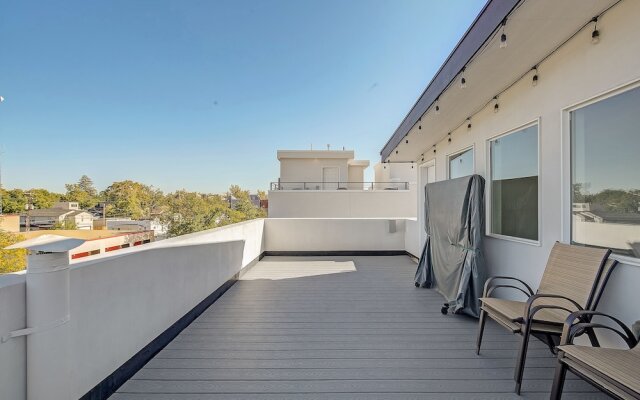 Sleek Modern Townhome in Heart of Denver