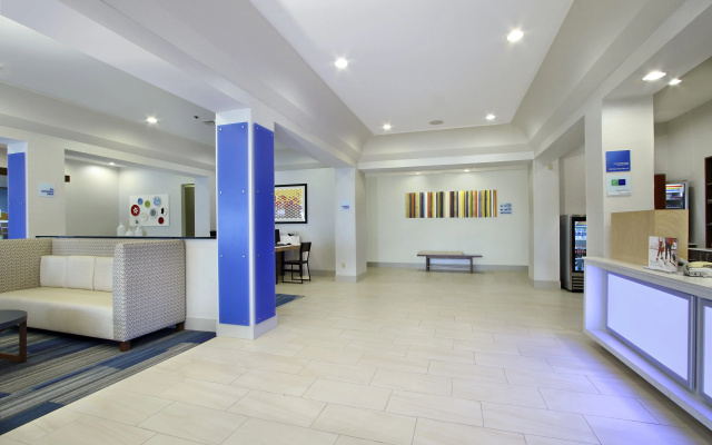 Holiday Inn Express Boonville by IHG