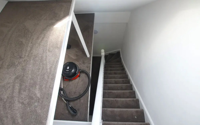 Bright & Beautiful Studio Flat in Bristol
