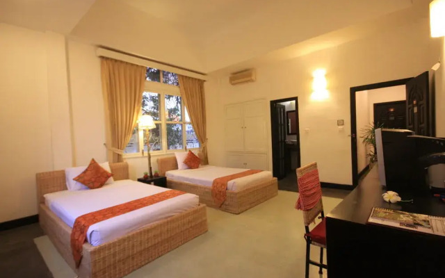 Frangipani Villa-90s Hotel