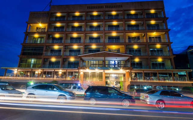 Hotel Triangle