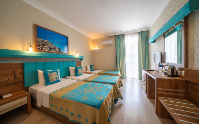 Miarosa Kemer Beach Hotel