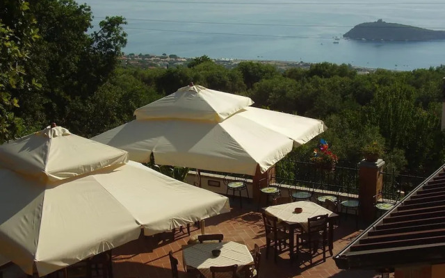 Agriturismo Montesalerno