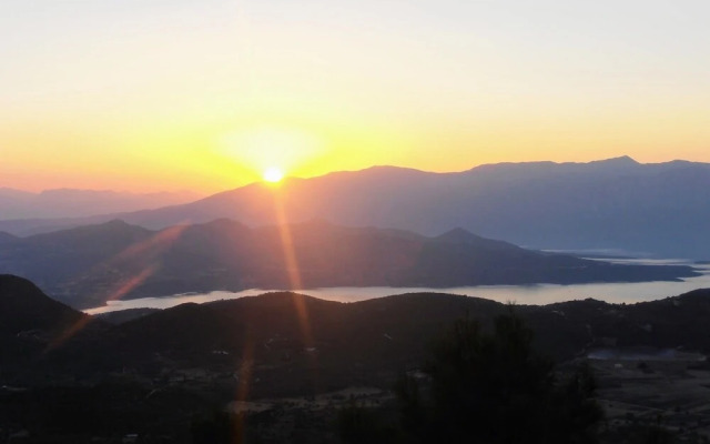 Estate Dafnopanagia Luxury Apartment