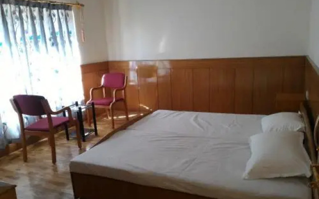 Heschuk Guest House