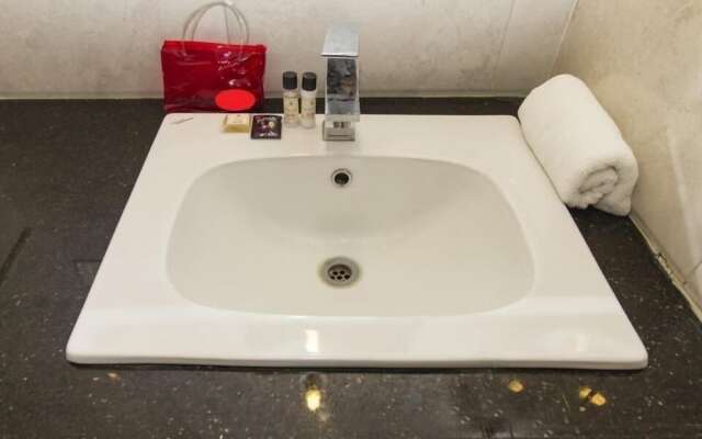Eyrie Suites