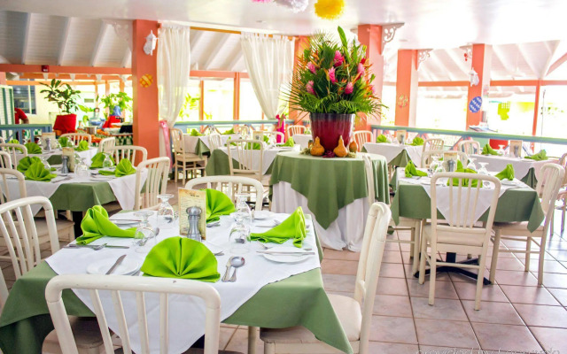 Bay Gardens Hotel