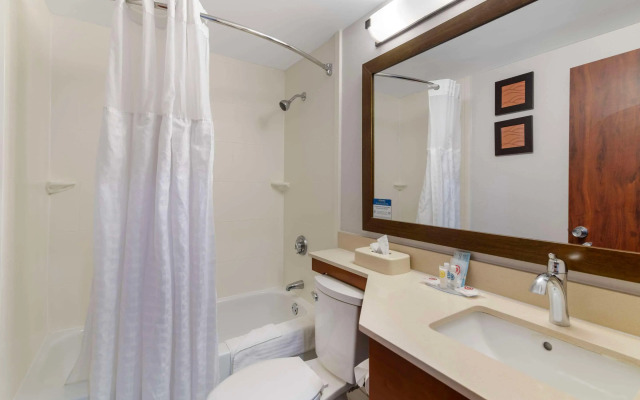 Comfort Inn Airport