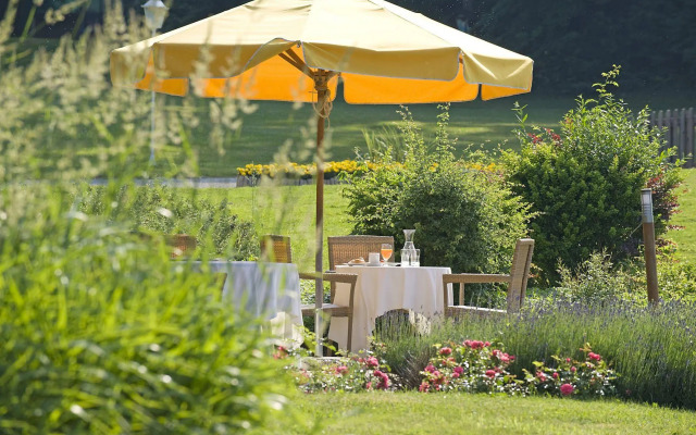 Inselhotel Faakersee
