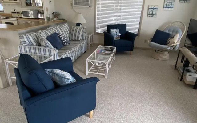 Montego Bay - South Ocean Drive 203 3 Bedroom Home by RedAwning
