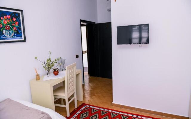 Villa ELMAR