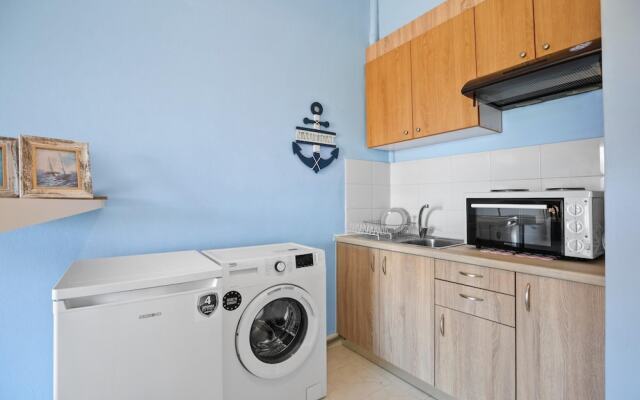 Sun Beach Apartments in Chania 10 & 13