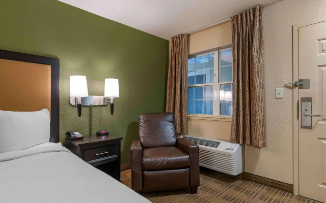 Extended Stay America Suites Lexington Nicholasville Road