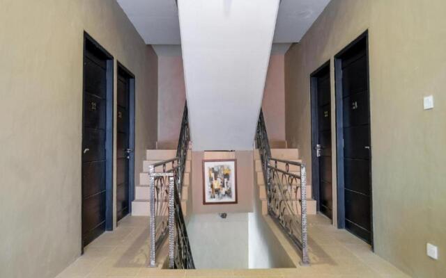OYO 91252 Graceland Inn