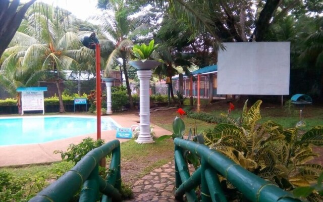 Villa Paraiso Resort & Waterpark