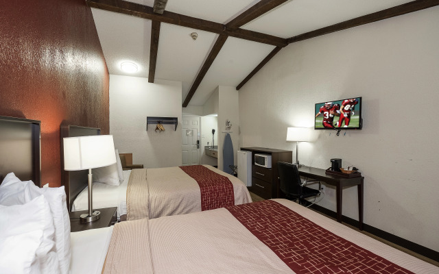 Red Roof Inn Lancaster - Strasburg