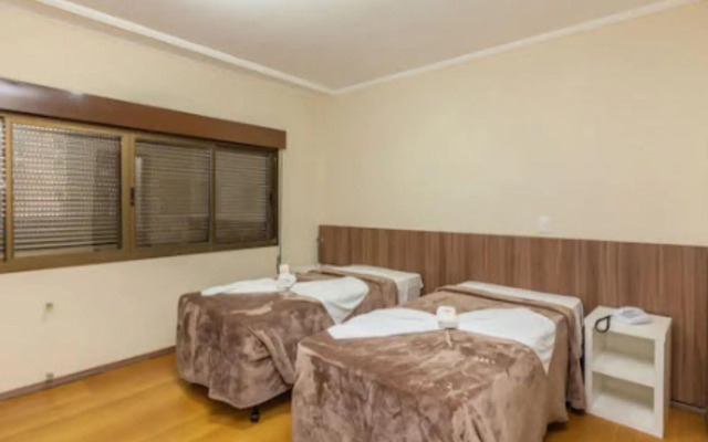 Hotel Letto Caxias