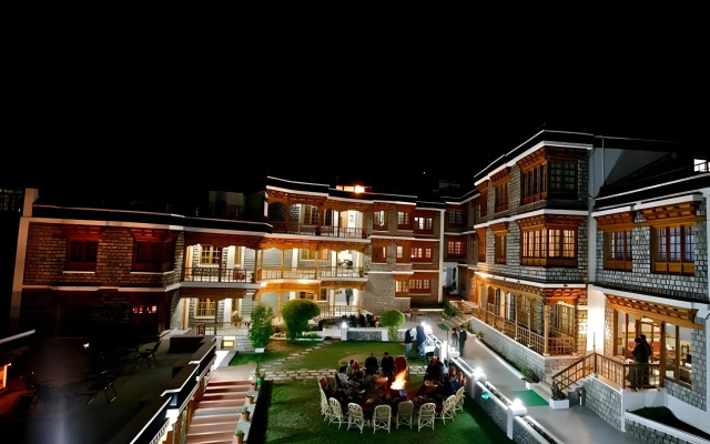 Hotel Spic N Span