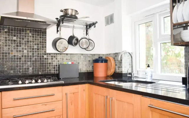 Beautifully Presented 3 Bedroom Brighton Townhouse