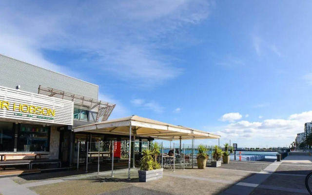 Beachside Port Melbourne