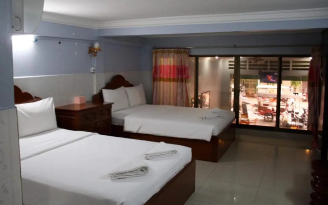 Ga.do Italian Resident Rooms