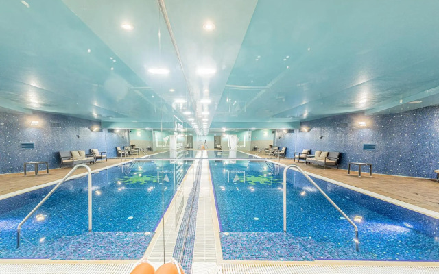 *King David Residences*2 Bd*Pool/Gym/Parking*