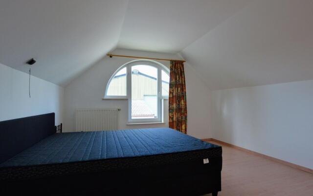 Spacious villa in Zingem with garden