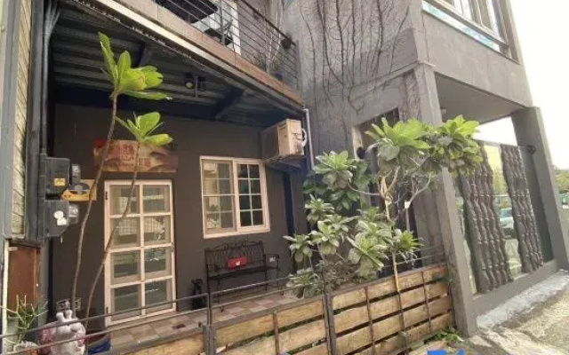Love Nam Wan Hostel