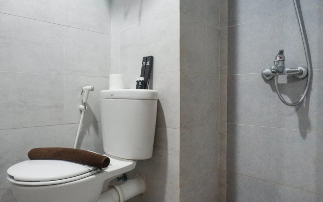 Cozy Stay Studio Apartment At Taman Melati Surabaya