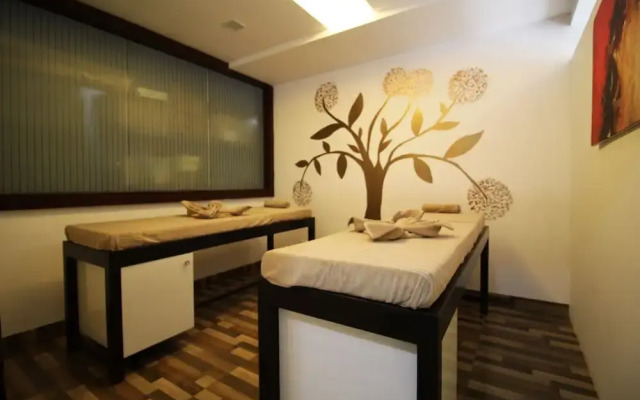 OYO 10042 Turtle Beach Resort 1