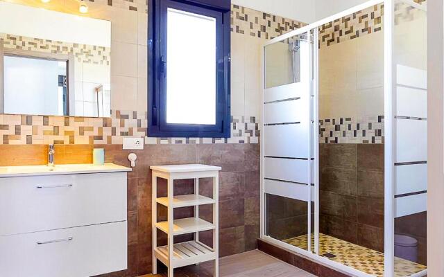 Chalet deluxe con piscina privada barbacoa y AC