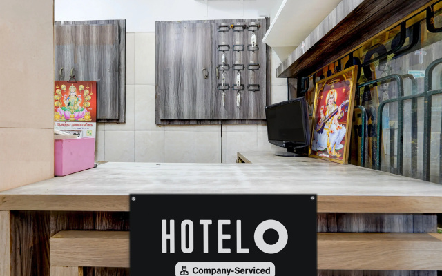OYO 23455 Varsha Residency