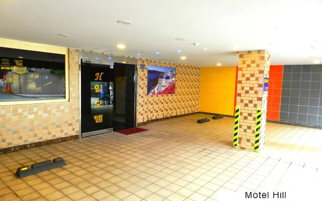 Hill Motel