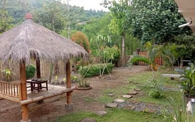 Montong Hostel