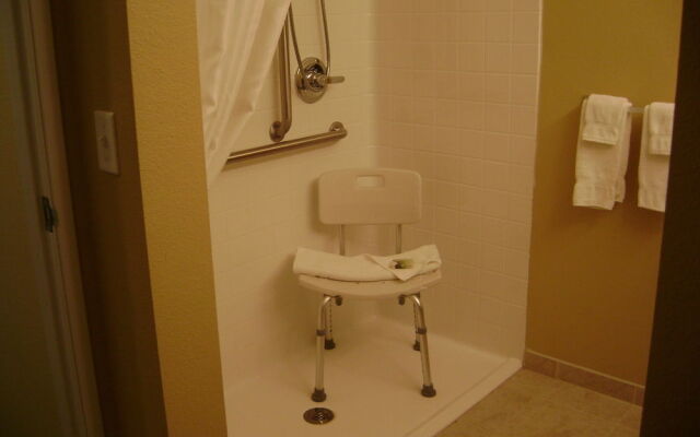 Crossings by GrandStay® - Pipestone