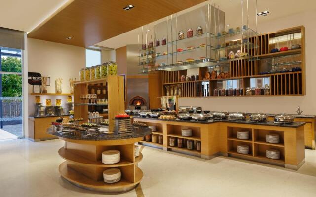 Four Points by Sheraton Hotel & Serviced Apartments, Pune
