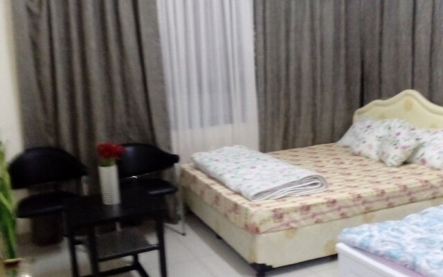 Royce Youth Hostel L.L.C