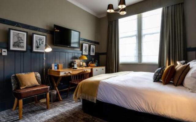Brook Green Hotel