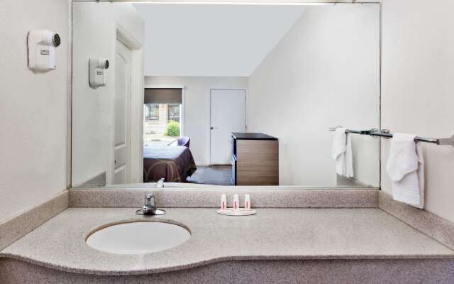 Super 8 by Wyndham Ringgold/Chattanooga Area